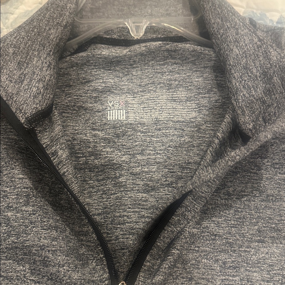 VSX Victoria’s Secret Sport Knockout Jacket - Picture 5 of 5